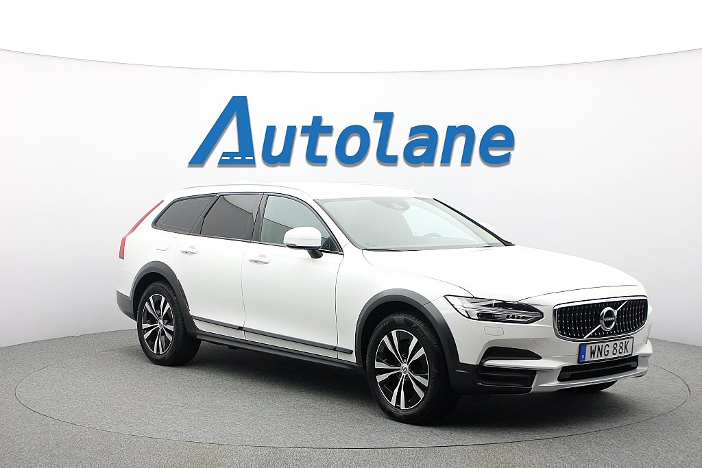 Volvo V90 Cross Country D4 AWD Momentum, GPS, Värmare, VOC, Dragkrok 1