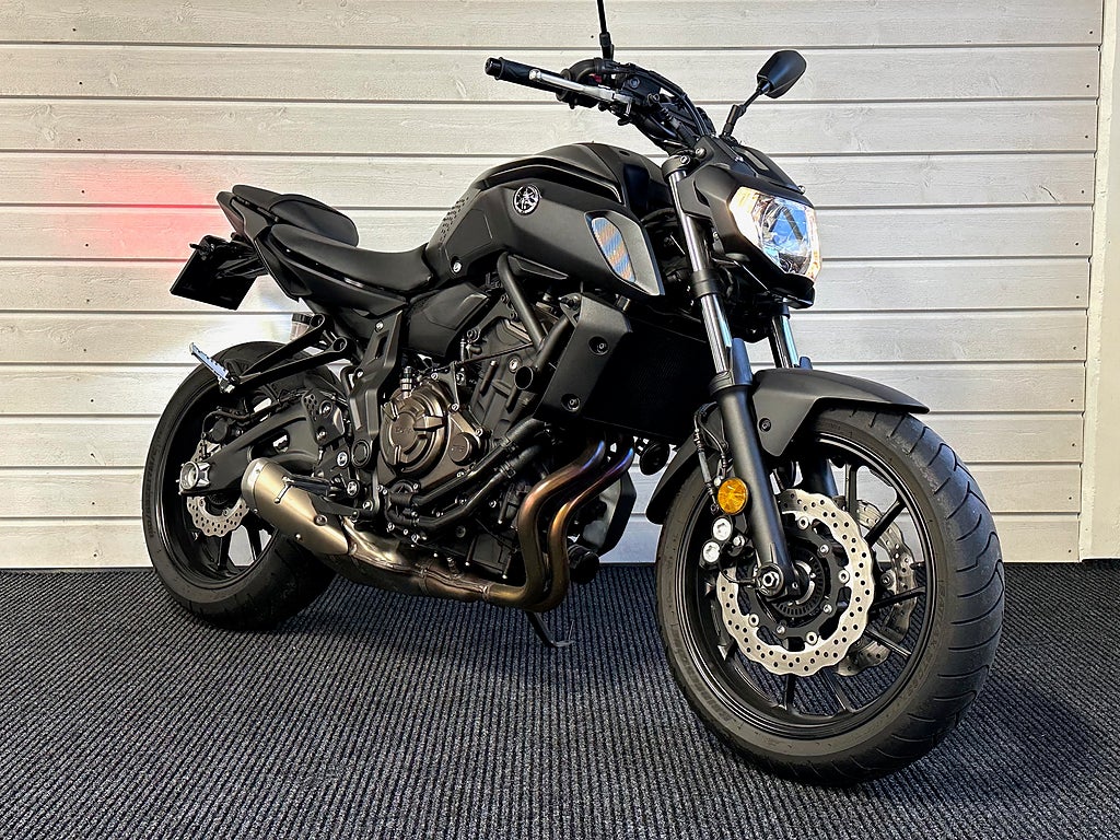 Yamaha MT- 07 1 Brukare-Endast 184 mil-Ny Servad 