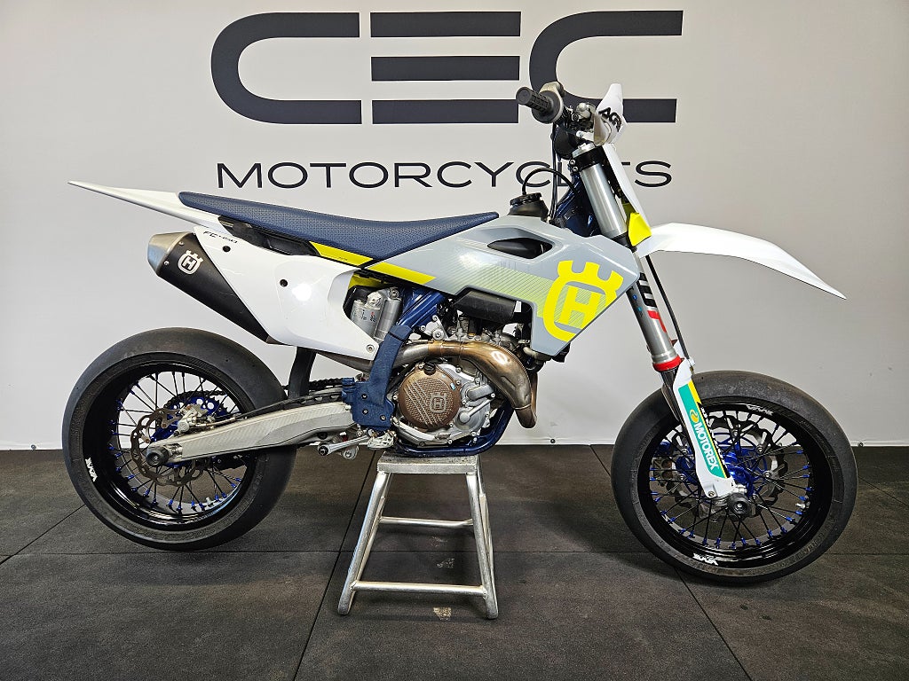 Husqvarna FC 450 Supermotard *Försäljningsuppdrag* 