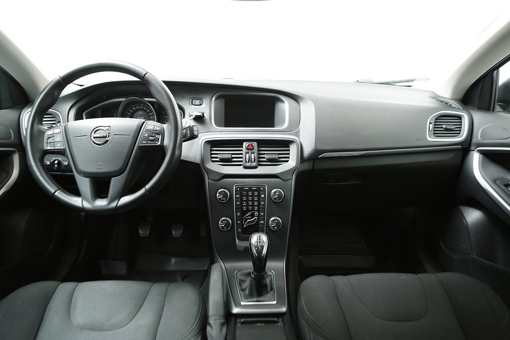 Volvo V40 Cross Country D3 150hk Kinetic Dragkrok Leasbar 2019