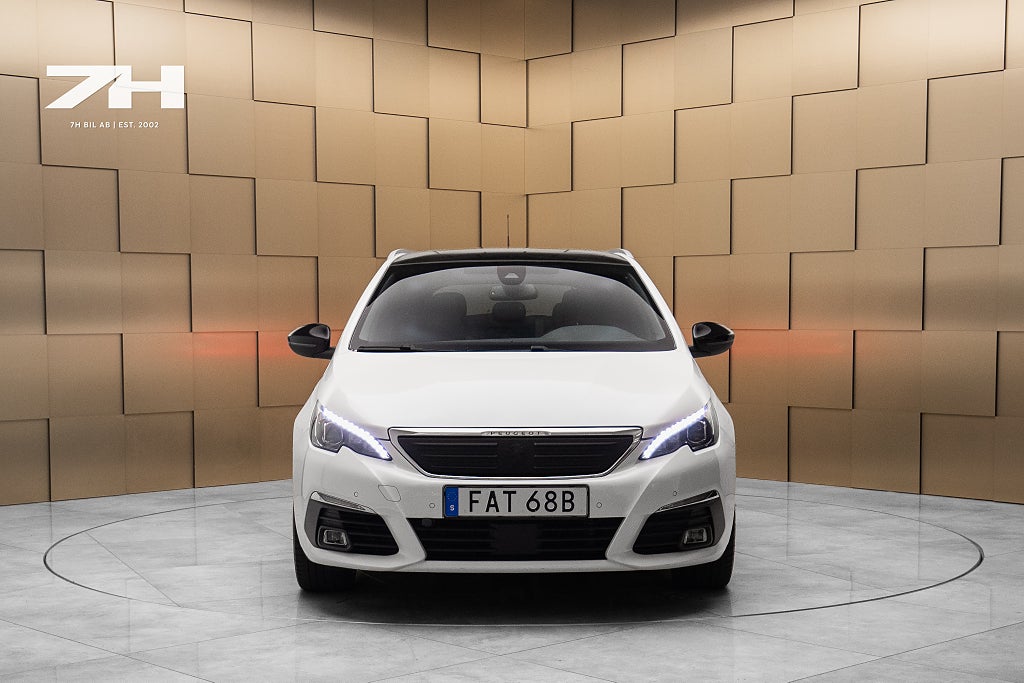 Peugeot 308 sw 1.2 PureTech 130 EAT GT-Line / Pano / Massage / Kamera
