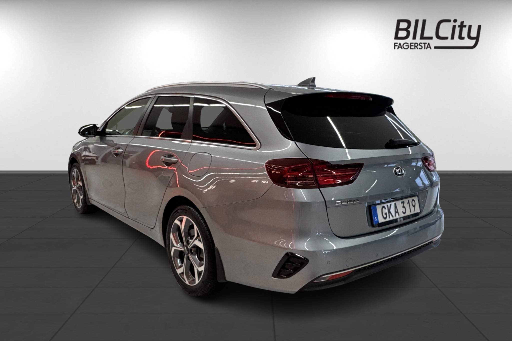 Kia Ceed SW 1.4 T-GDI DCT Advance 2019, bild 6/10