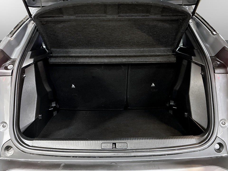 Bild på Peugeot 2008 Allure 1.2 PT 130hk Aut B-KAMERA CARPLAY
