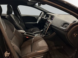 Volvo V40 D2 Geartronic Momentum S&V-Hjul/BT/M&K-värm/Psens