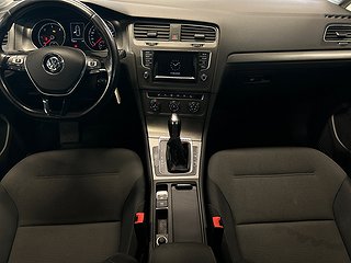 Volkswagen Golf 1.6 Kamera/Drag/D&M-värmare/S&V-däck/X-ljus