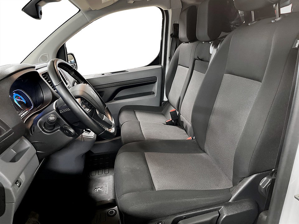 Bild på Peugeot e-Expert PRO+ 75kWh 136hk Aut L3 B-KAMERA NAVI