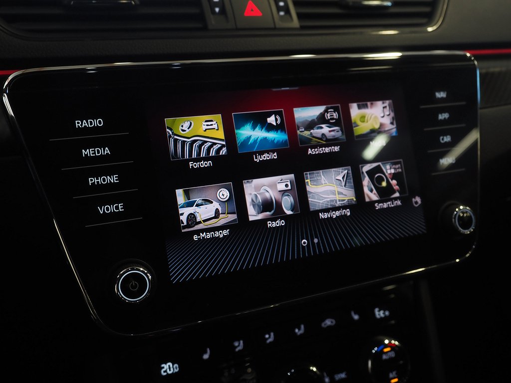 Skoda Superb iV 218hk Sportline Plug-in Hybrid |Drag|Cockpit| 2021