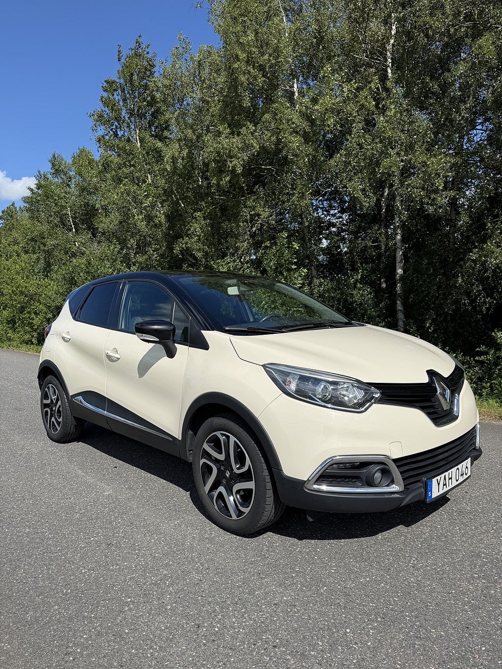 Renault Captur 0.9 TCe Euro 6 / Nyservad / SoV / P-sensorer / Navi