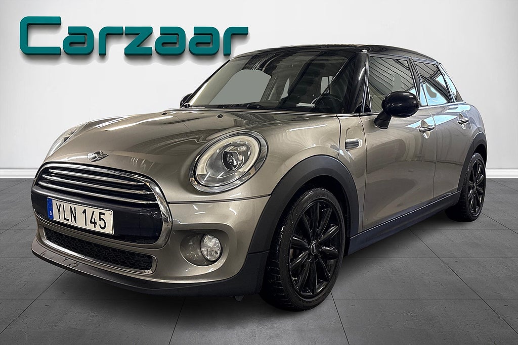 MINI Cooper Nyservad | Nybesiktigad | Keyless | P-sensorer | 426 kr