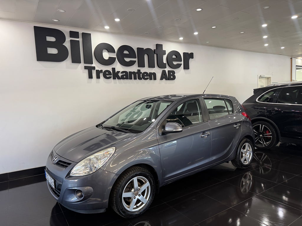 Hyundai i20 5-dörrar 1.2 Select Euro 5 LågaMil AC 
