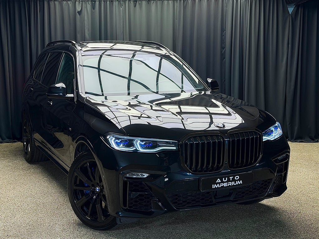 BMW X7 2021