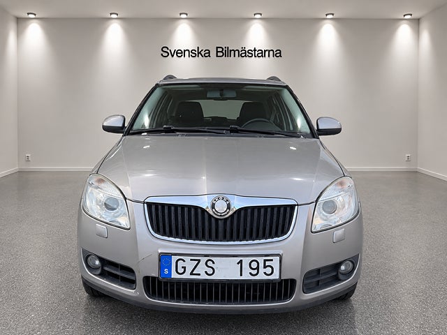 Skoda Fabia Kombi, Ny besiktad,  Kamrem byt.
