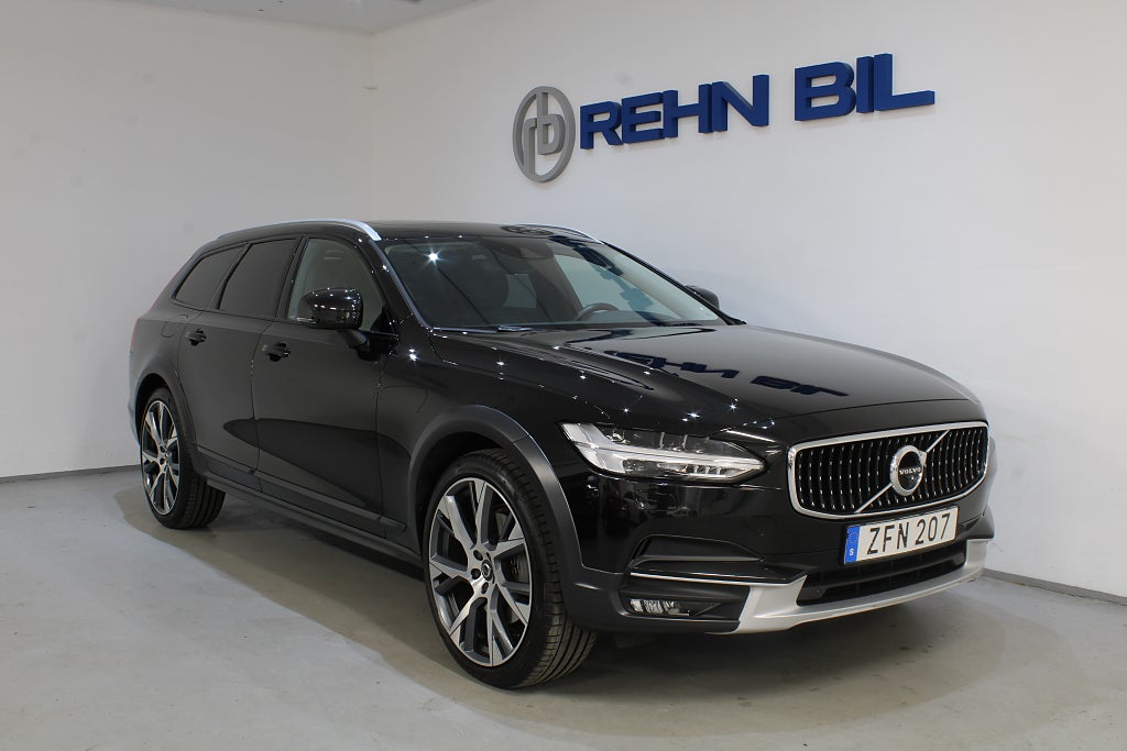 Volvo V90 Cross Country D4 AWD Teknik Pro Lounge H/K Panorama Drag