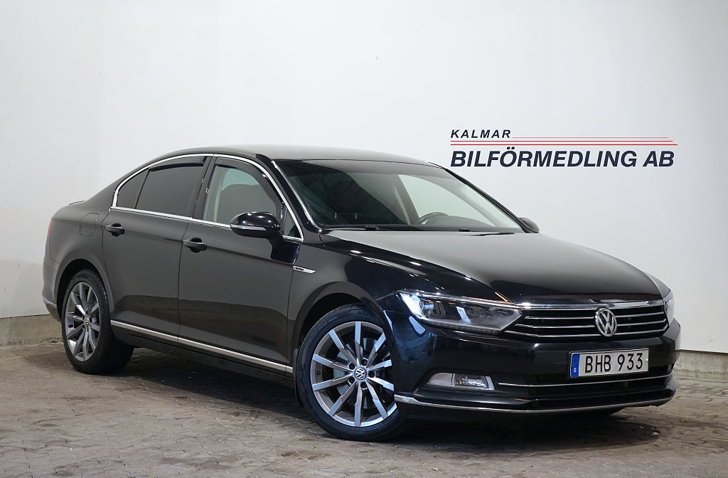 Volkswagen Passat 2.0 TDI 4M GTS Värmare B-kamera Drag 240hk
