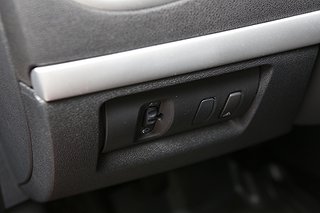 Halvkombi Renault Clio 15 av 19