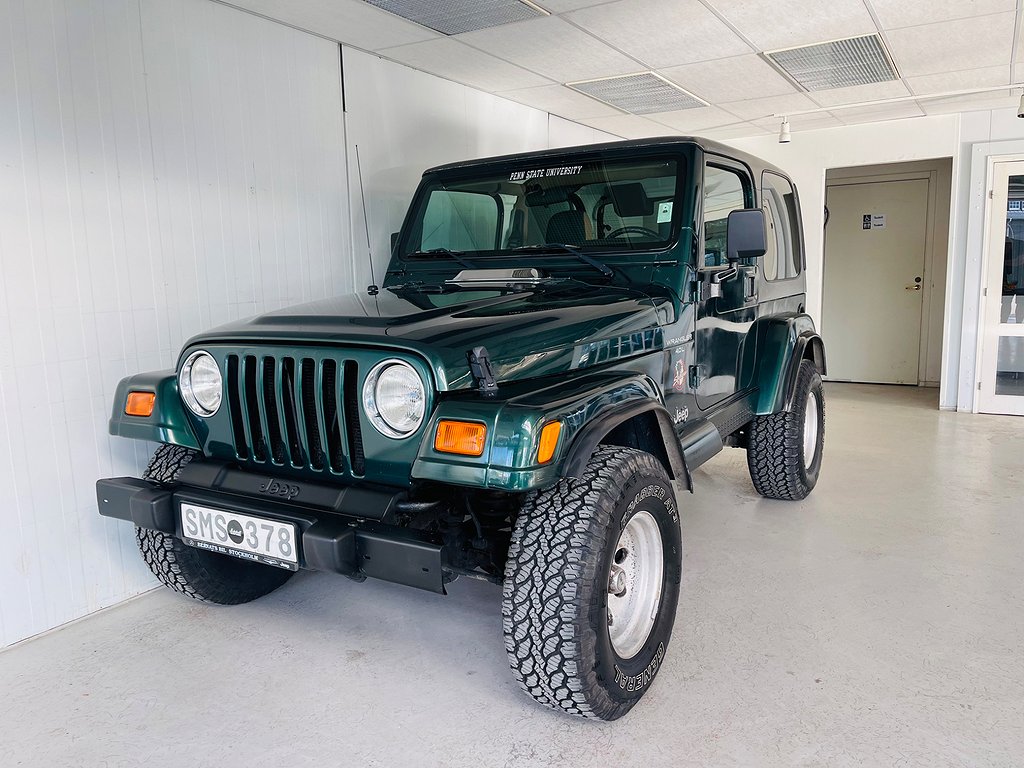 Jeep Wrangler 4.0 4WD Automat 11135 MIL Sv Såld Drag 