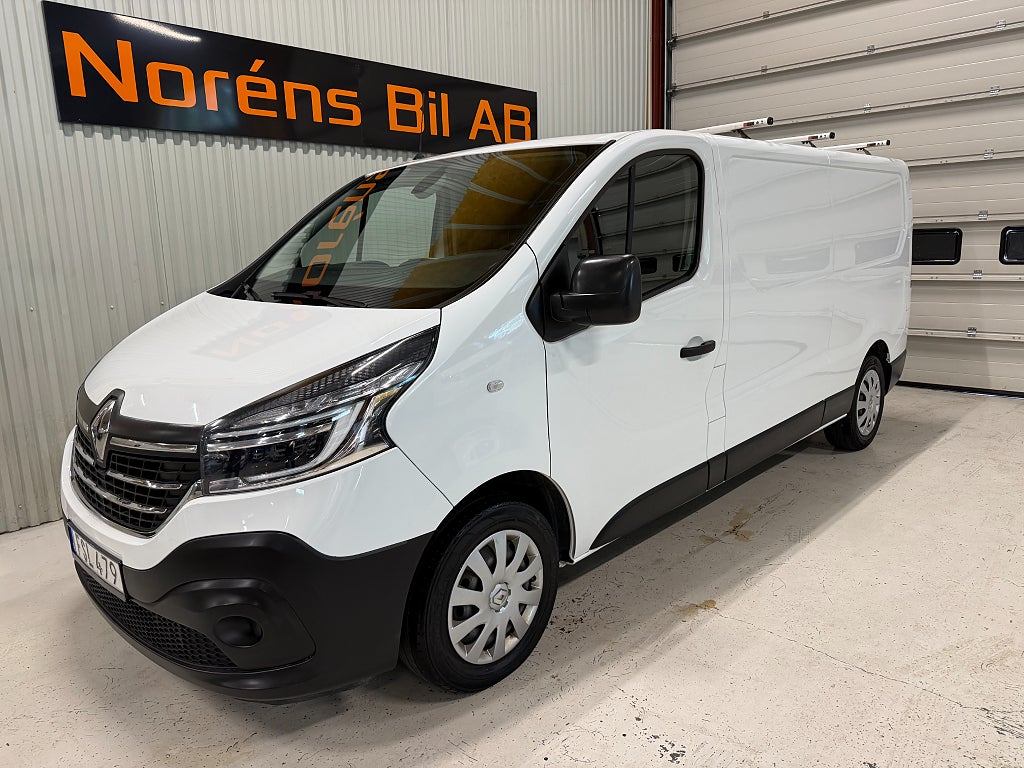 Renault trafic 2.0 dCi 145Hk AUT L2 LÅNG NORDIC MOMS/LEASBAR