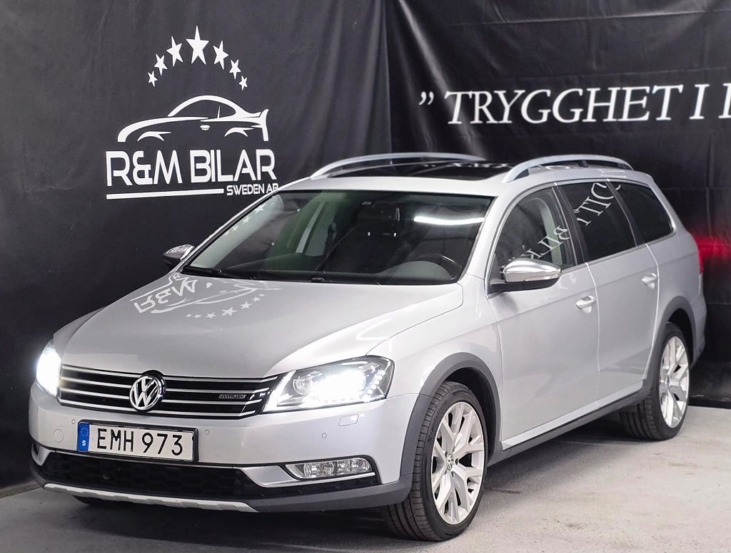 Volkswagen Passat Alltrack 4WD, Få-ägare, Drag, Backkam, Pano, M-värme, Ny Bes!!!