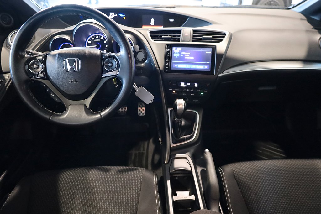 Honda Civic 1,8 i-VTEC 142HK Sport 5-D Kamera Nyservad 2015