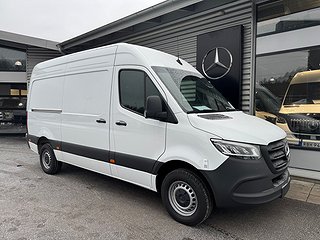 Transportbil - Skåp Mercedes-Benz Sprinter 12 av 22