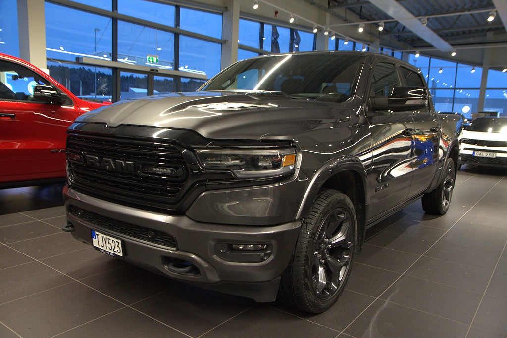 Dodge RAM 1500 Limited Night Edition V8 HEMI Släde