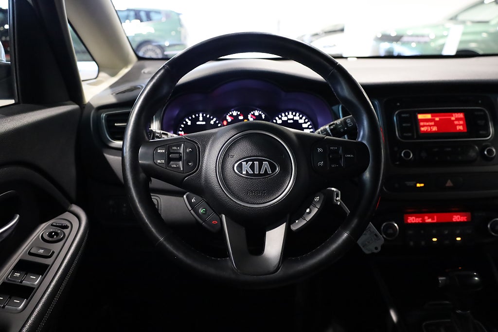 Kia Carens 1.7 CRDi AUT GLS Drag M-Värme 7-Sits Blåtand Rattvärme
