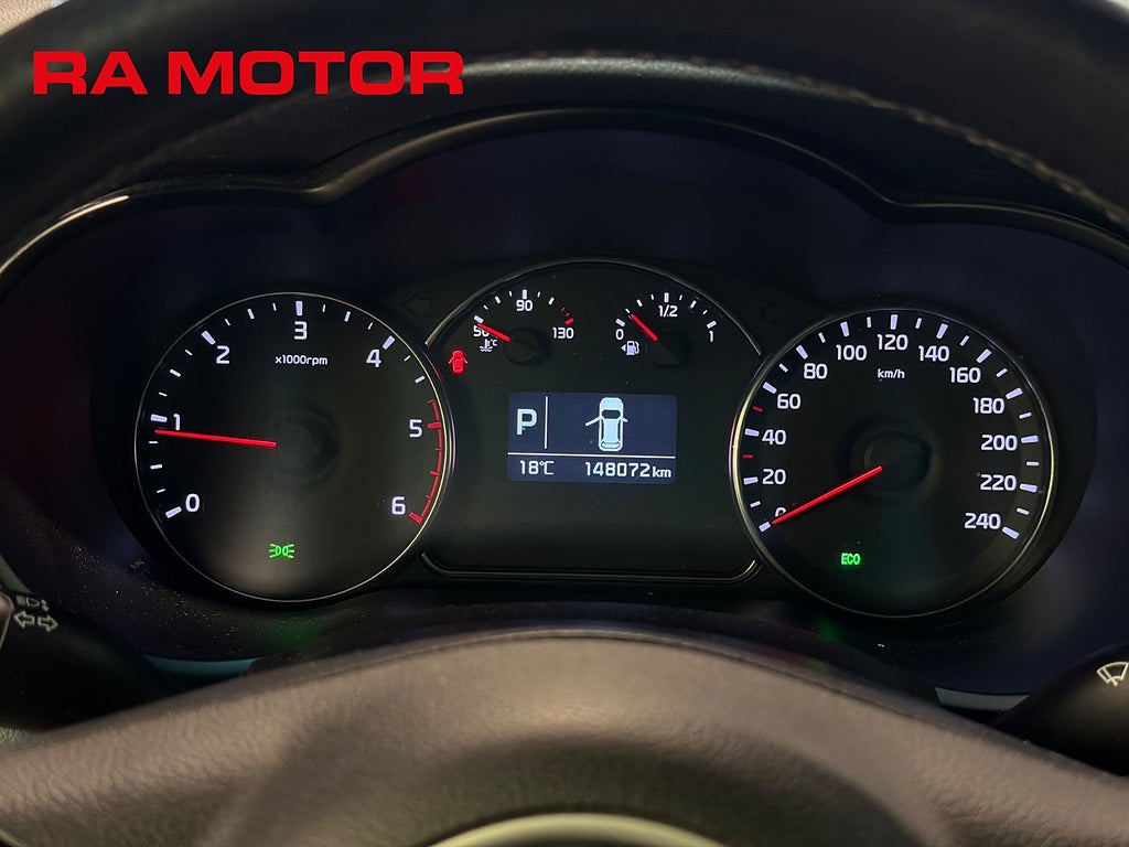 Kia Carens 1.7 CRDi Automat Advance Plus 7-sits Kamera Drag Navi 2017