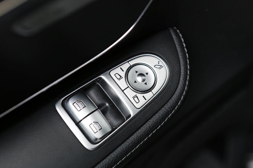 Mercedes-Benz V 300d 3.2t 2.0 9G-Tronic AMG-paket 8-sitsig 2020