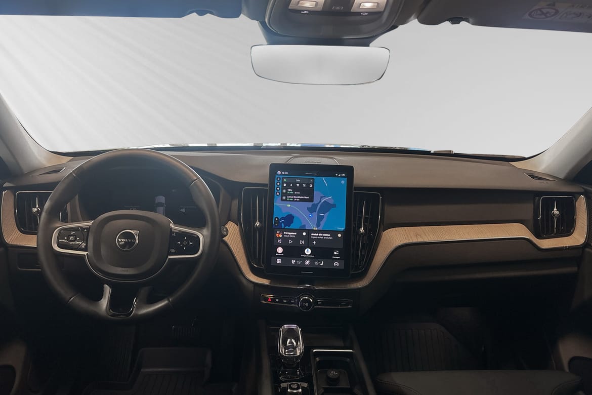 Volvo XC60 2026, photo 7/81