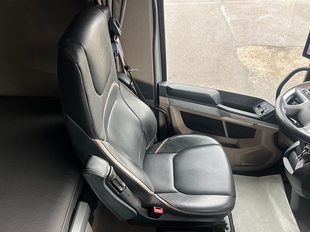 DAF XG+ 530 4x2 TMA Bil MaxiSign Online & Verdegro