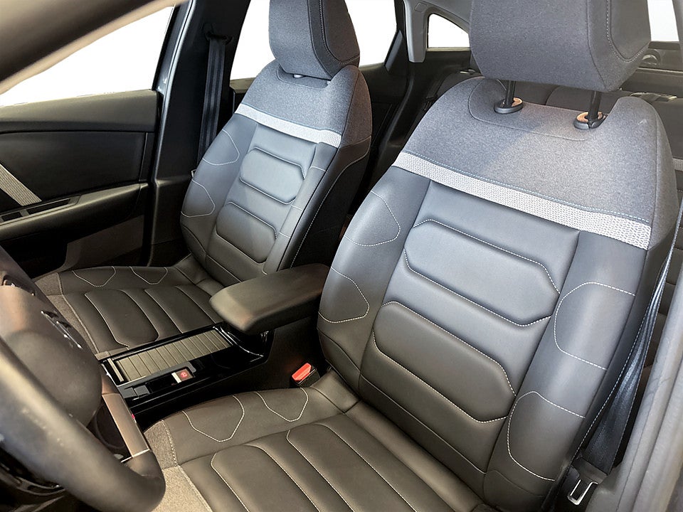 Bild på Citroën C4 Shine 1.2 PT 130hk Aut B-KAMERA NAVI