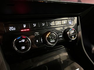 Skoda Superb Kombi AWD Business L&K Canton Drag Dvärm SoV