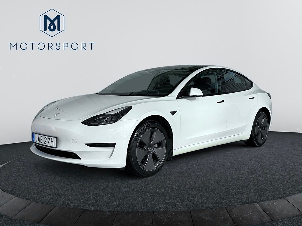 Tesla Model 3 Standard Range RWD Pano Värmepump Förklimat Skinn Navi