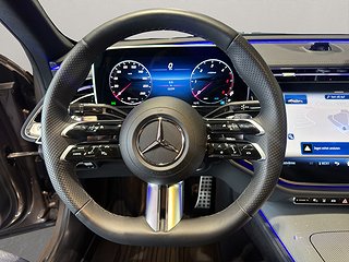Sedan Mercedes-Benz E 7 av 15