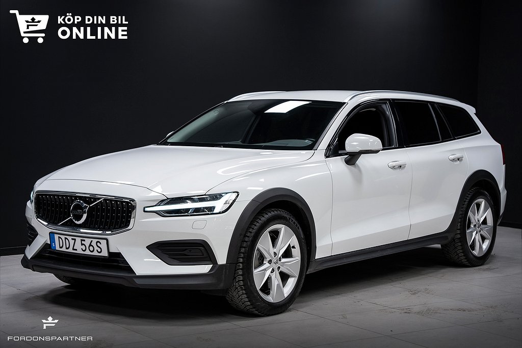 Volvo V60 Cross Country B4 AWD 197HK MOMENTUM B-KAMERA MOMS 