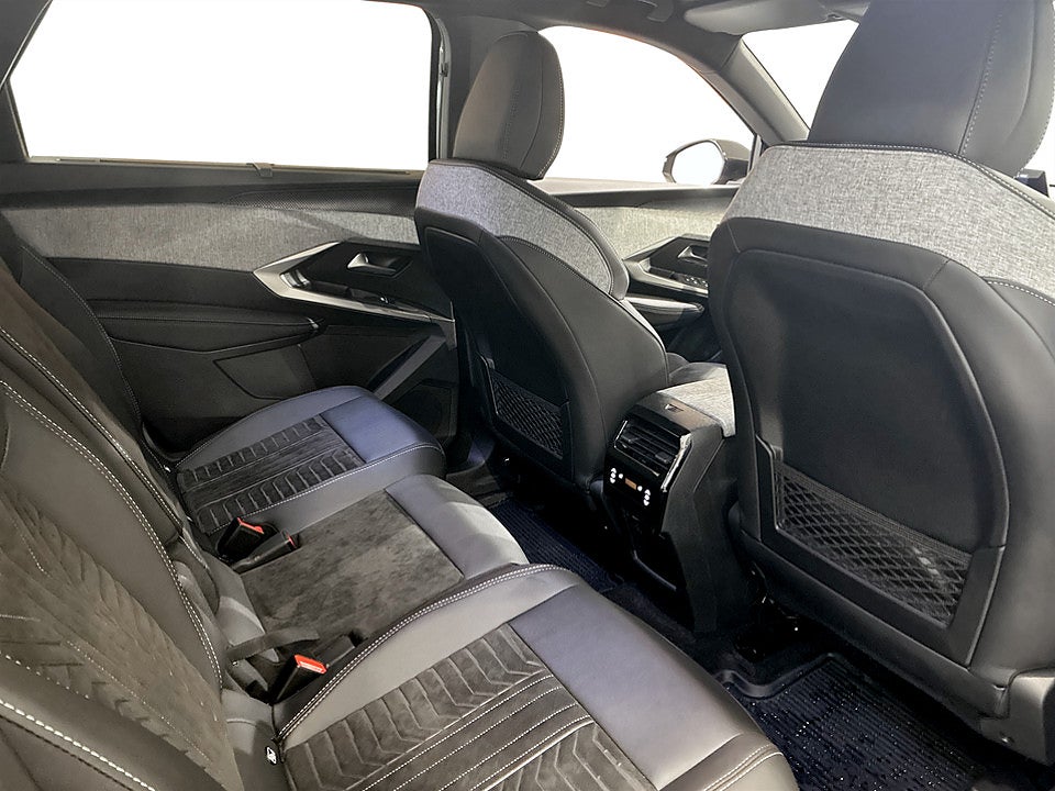 Bild på Peugeot 5008 GT Hybrid 145hk Aut B-KAMERA CARPLAY 7-SITS