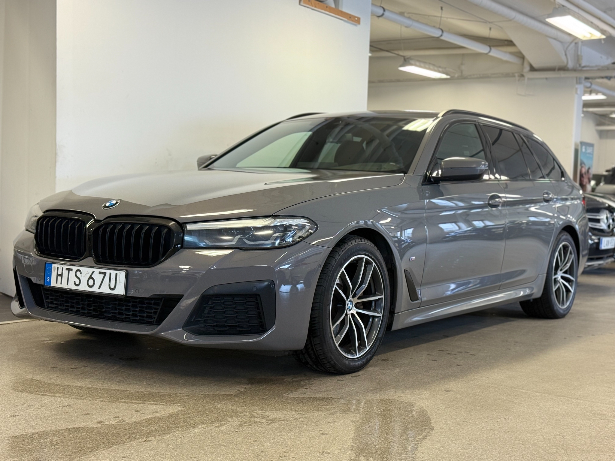 BMW 520 2021, bild 3/47