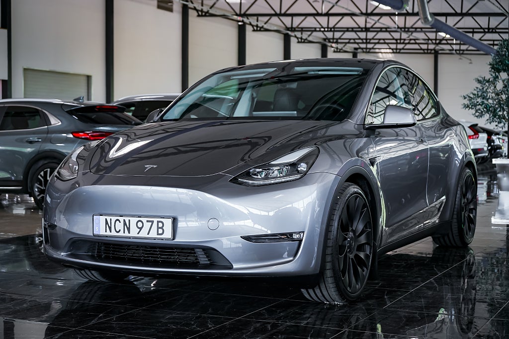 Tesla Model Y Performance | 534hk | Panorama | AMD Ryzen | 360kam |