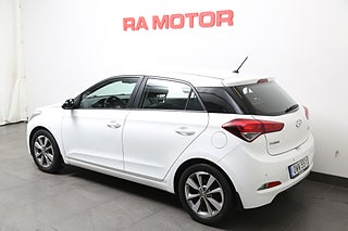 Halvkombi Hyundai i20 4 av 21