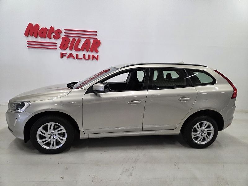Volvo XC60 D3 Momentum 2 WD 150 Hk Classic