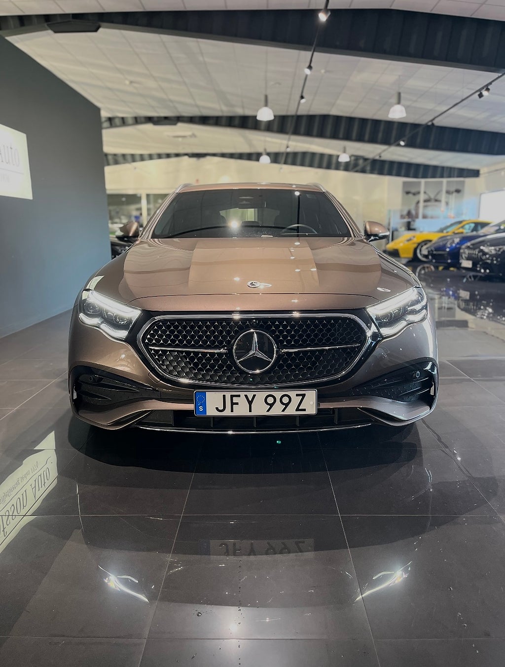 Mercedes-Benz E 300 e AMG Superscreen Läder 20tum Kombi - bild 17