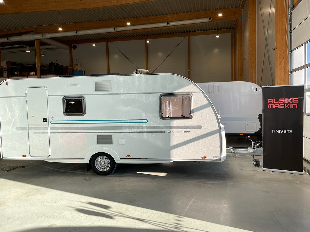 Aviva 522 PK - Adria Aviva 522 PK /Barnkammare / 7 bäddar / Solcell / Tält/
