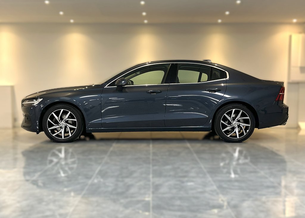 Volvo S60 B4 MOMENTUM VOC B-KAMERA VÄRMARE KEYLESS NAVI 