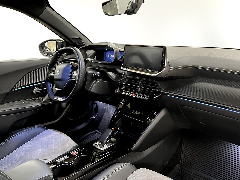 Bild på Peugeot E-2008 GT Pack 50kWh 136hk Aut - B-KAMERA, CARPLAY