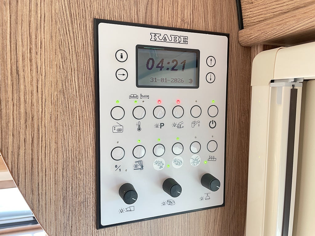 Kabe Smaragd 520 XL KS / ALDE / AC / Året runt standard / 1995kr/mån  - Kabe