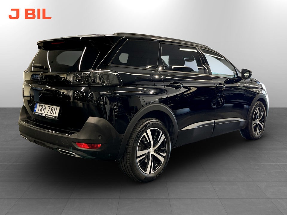 Bild på Peugeot 5008 GT+ 1.2 PT 130hk Aut 7-SITS B-KAMERA CARPLAY