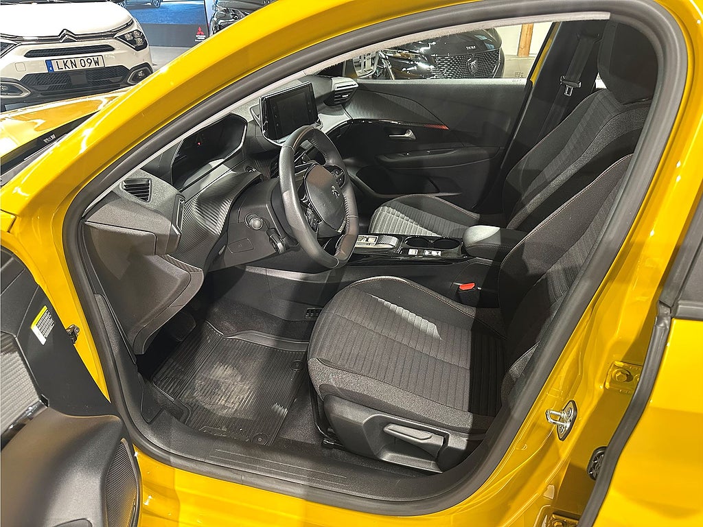 Bild på Peugeot E-208 Active Pack 50kWh 136hk Aut - PDC, CARPLAY