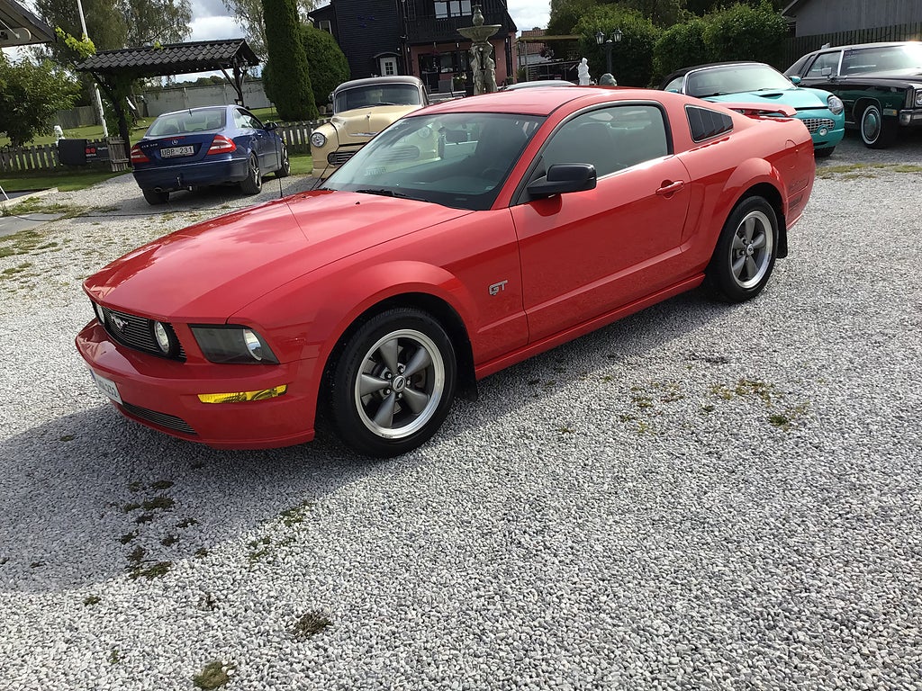Ford Mustang GT Cupe V-8, Mycket påkostad, Jätte fint skick!