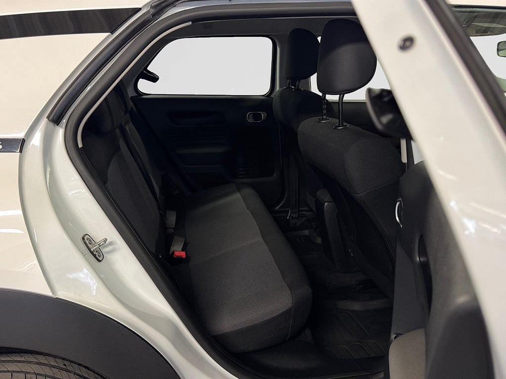 Citroën C4 Cactus 1.2 PT Feel 110hk Farthållare Låga mil Apple Carplay bild 21