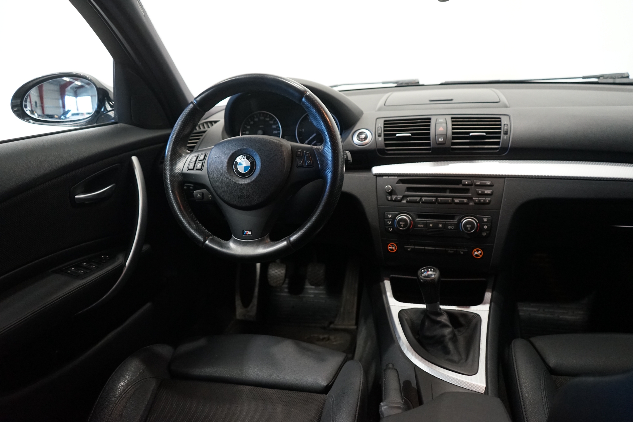 BMW 118 2009, bild 5/40